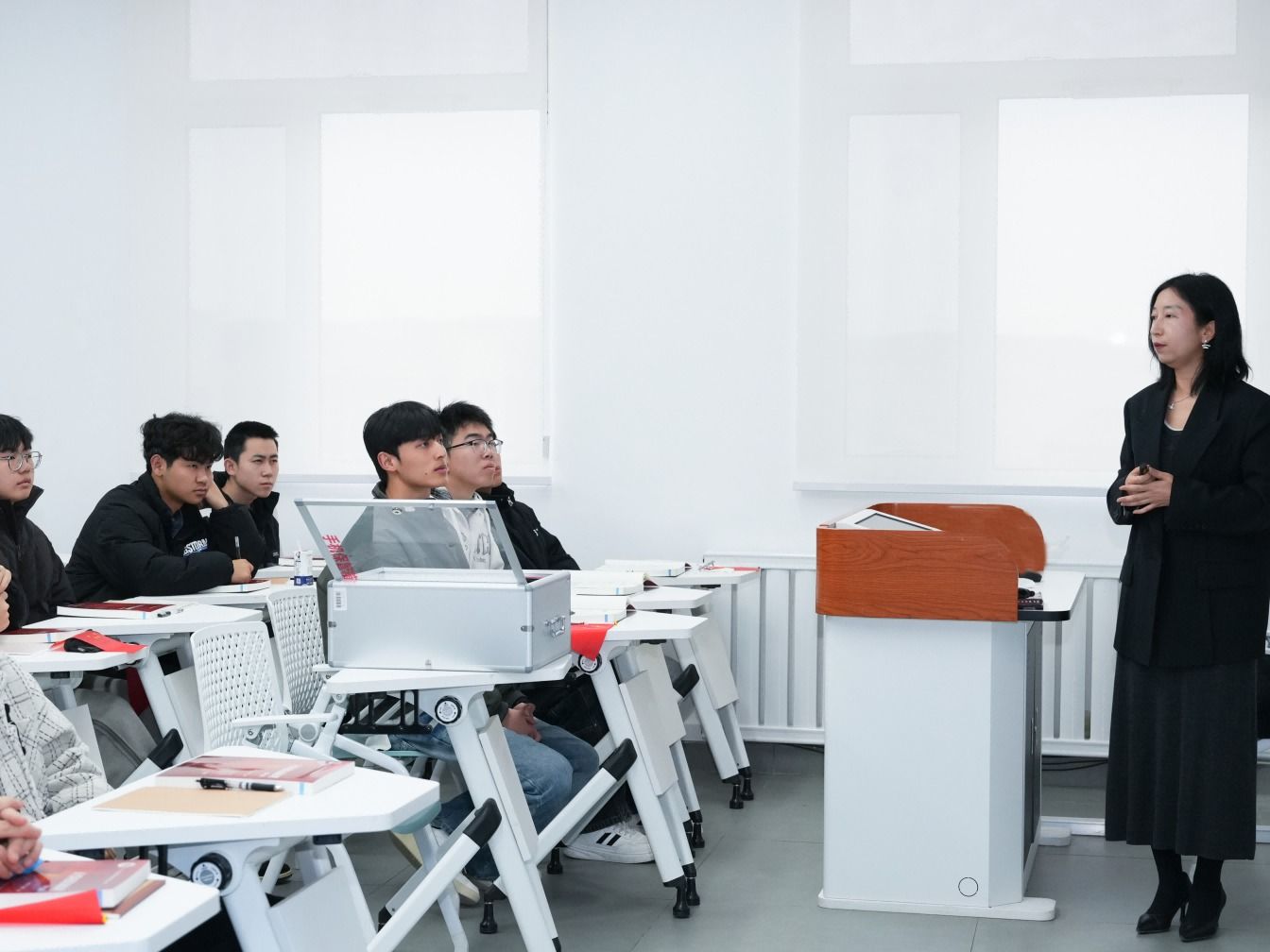 抓实课堂主阵地，以评促建强学风  bat365在线中国官网登录入口多措并举推动育人质量再提升