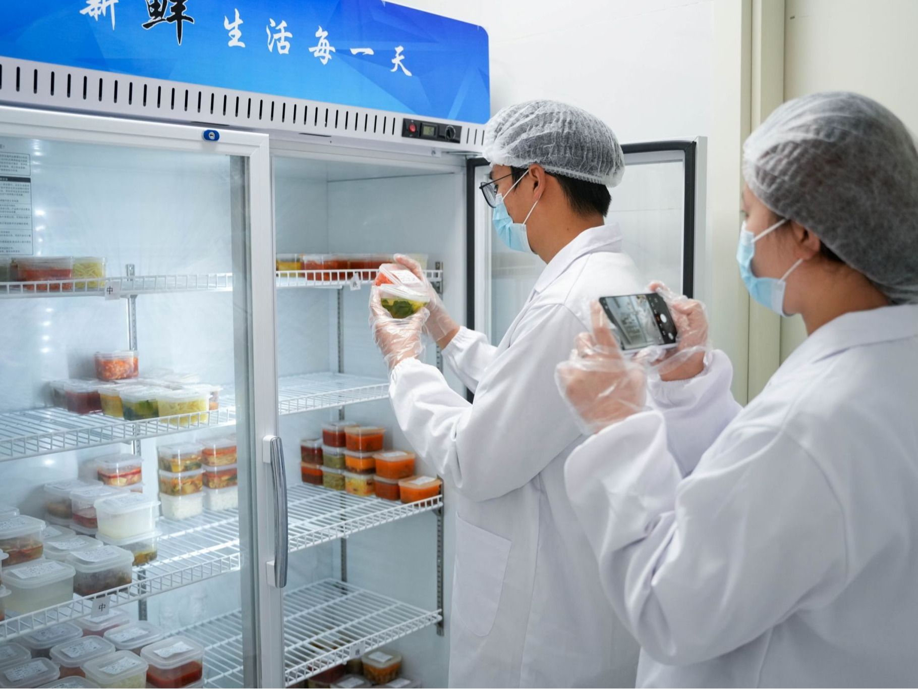 守护舌尖安全，护航师生安康：bat365在线中国官网登录入口开展“3·15”主题宣传实践活动
