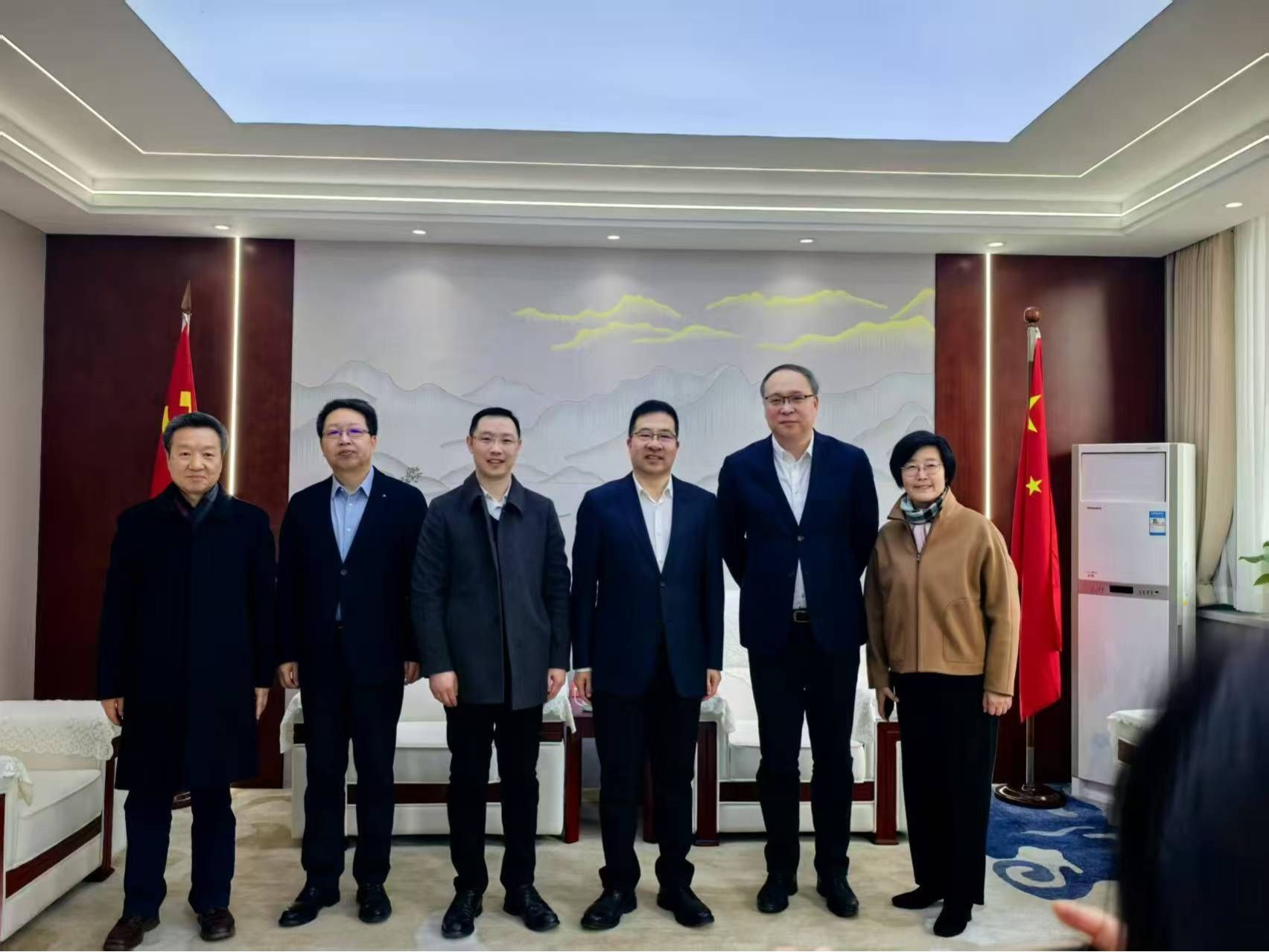 bat365在线中国官网登录入口赴兰州理工大学开展校际合作交流