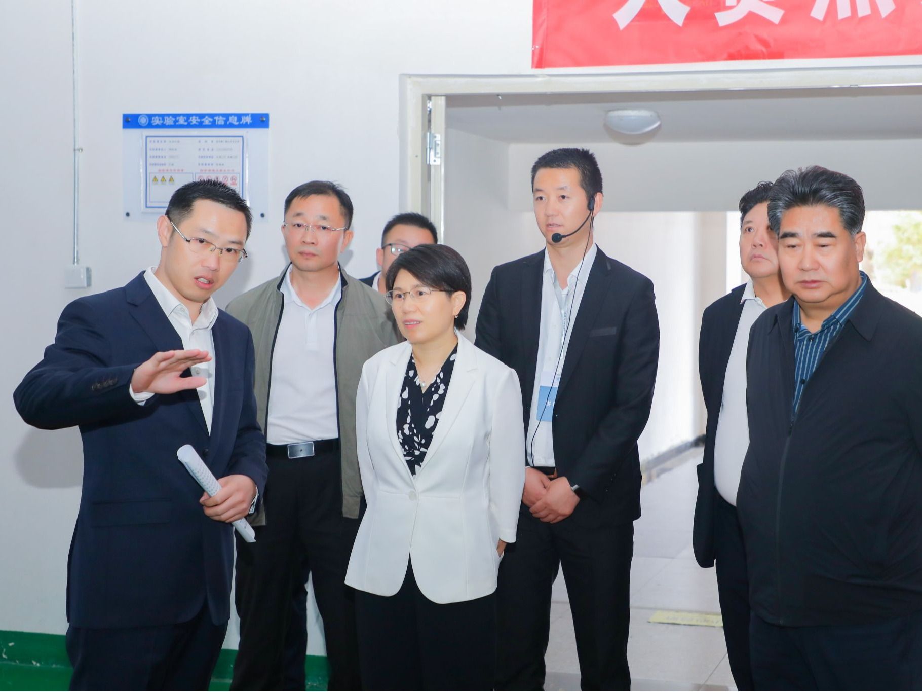 浙甘民进企业家联谊会代表团深入bat365在线中国官网登录入口考察座谈
