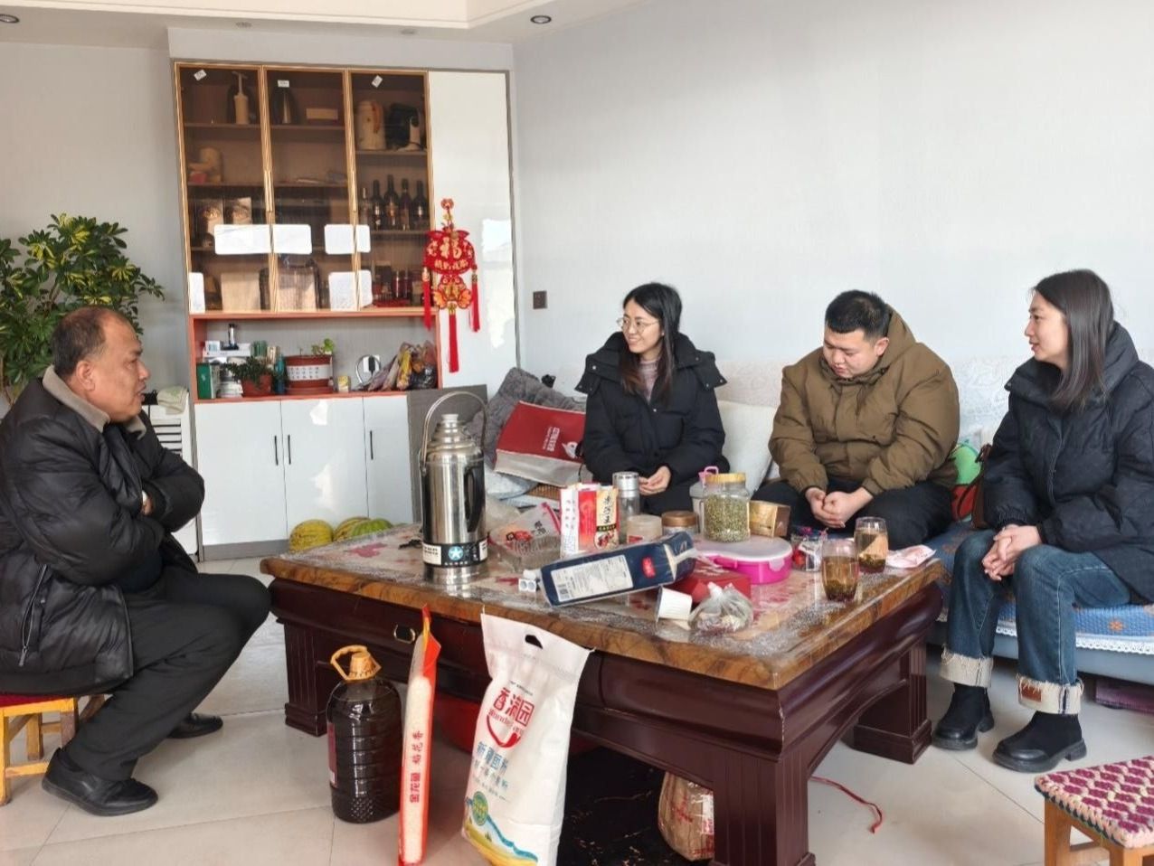 bat365在线中国官网登录入口：送岗到家，点燃学子就业希望